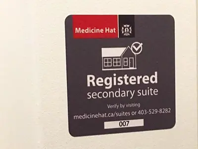 Registered secondary suite label