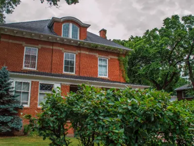 brick house
